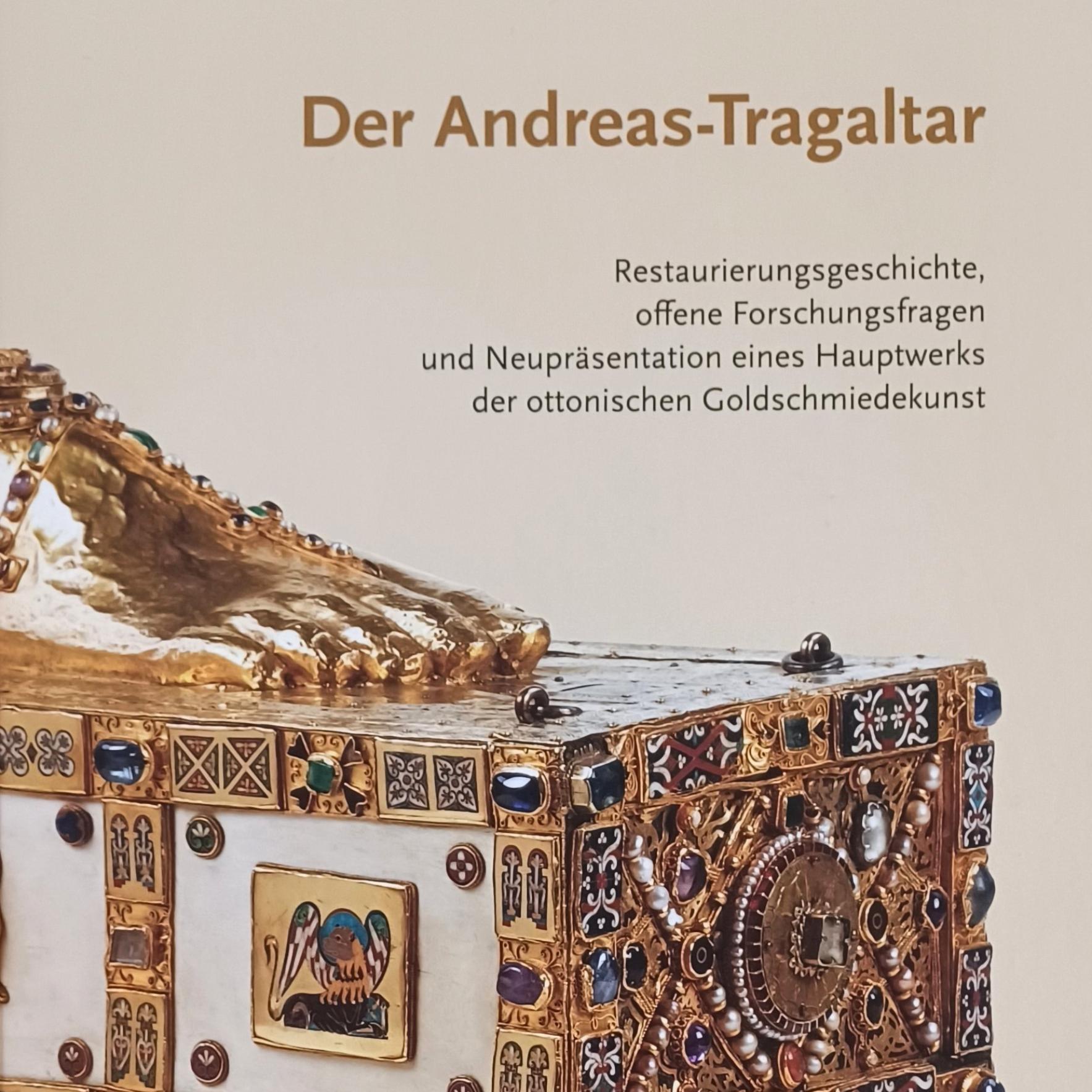Titelbild des Buches 'Der Andreas-Tragaltar' auf dem dieser abgebildet ist.
