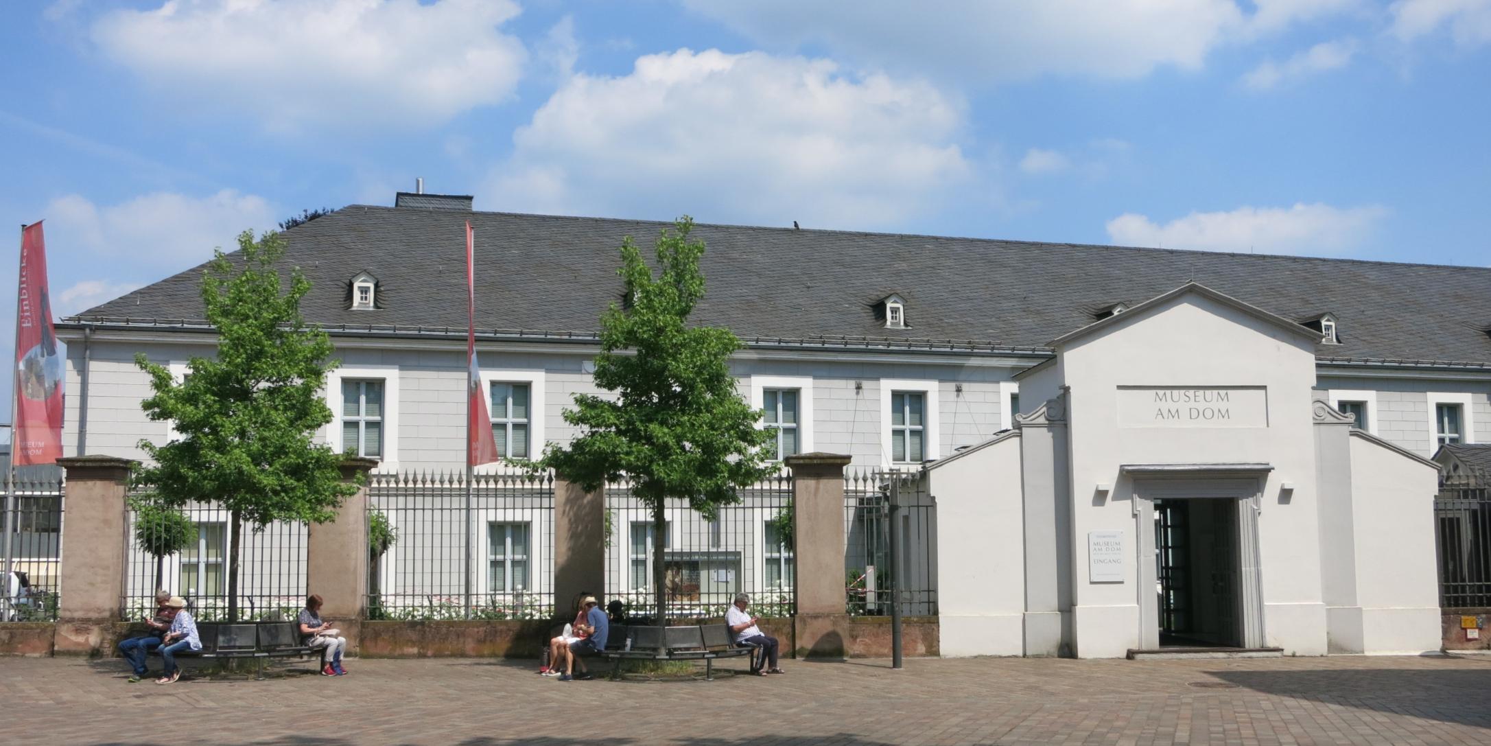 Das Museum am Platz der Menschenwürde