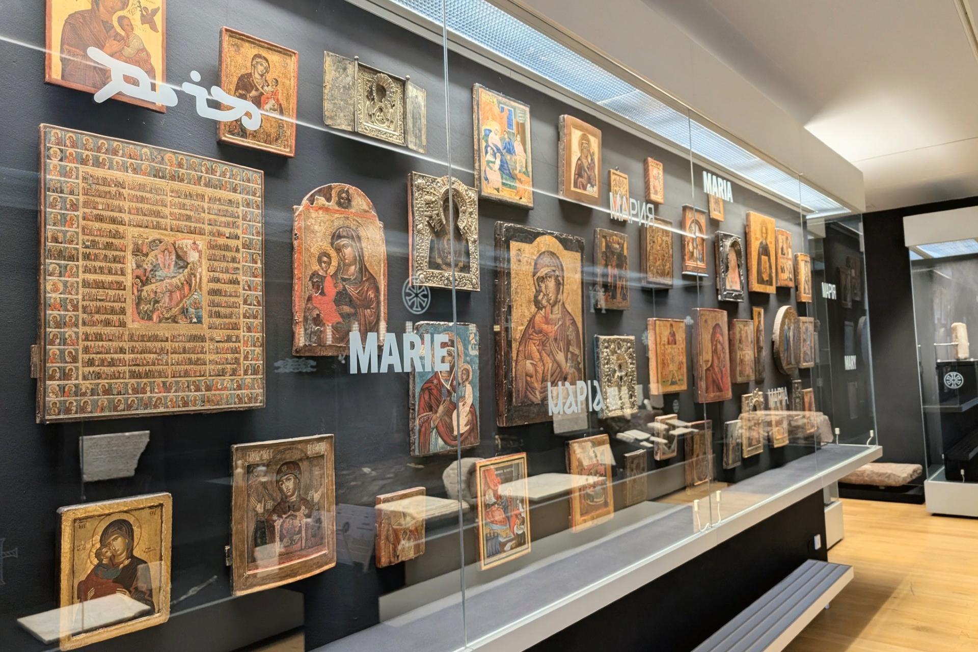 Marienikonen (c) Museum am Dom Trier Marienikonen im Schaudepot im Museum am Dom Trier